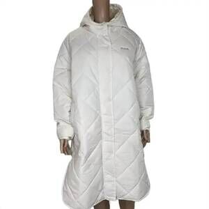 NEW BENCH. women's dna dakoah honeycomb quilted midi jacket in winter white